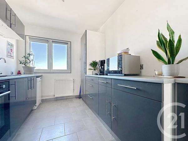 Appartement à vendre  3 pièces - 55 m 2   STE SAVINE  - 10