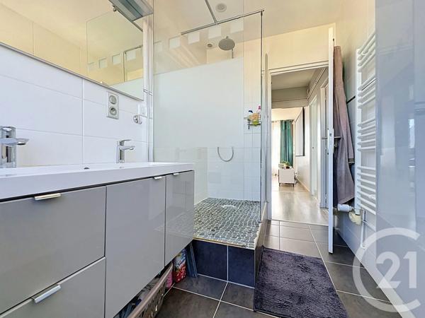Appartement à vendre  3 pièces - 55 m 2   STE SAVINE  - 10
