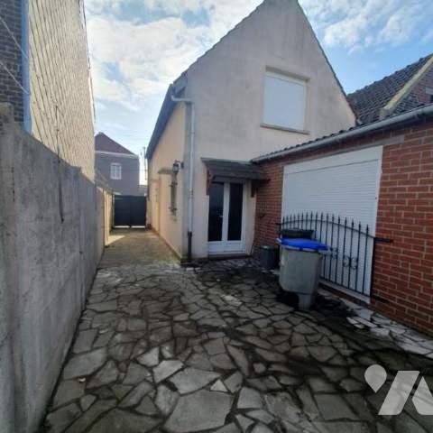 A vendre - Maison de 100m² à Escaudain - A conforter
Située dans un secteur calme et