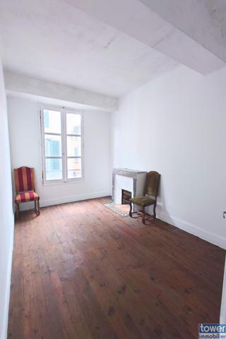 Maison Bourgeoise du 15 ème et 16 ème Siècle 420 M2