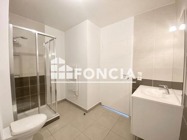 Location Appartement 2 pièces 47 m² - 34 RUE MME DE STAEL Saint Julien En Genevois 74160