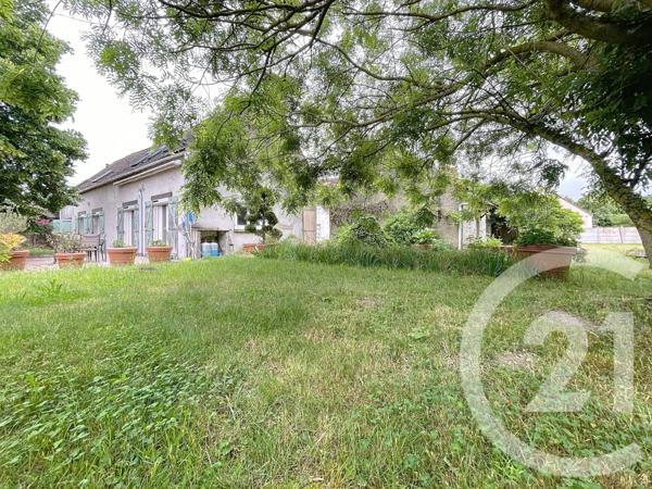 Maison à vendre  7 pièces - 218 m2 CHATEAUNEUF SUR LOIRE - 45