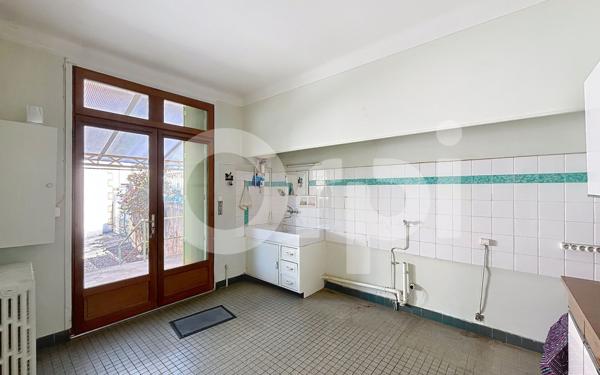 Immeuble à vendre    3 pièces •  Bergerac