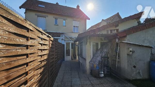 Exclusivité : Maison T3 avec jardin, cave et dépendance à QUESSY (02700)