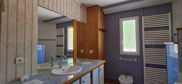 VILLA A VENDRE VIC FEZENSAC 145 M²; 4 CHAMBRES ;TERRAIN DE 3000M² AVEC VUE DEGAGEE.