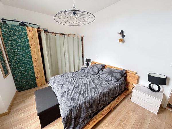 Appartement à vendre 2 pièces BOURGOIN JALLIEU (38)