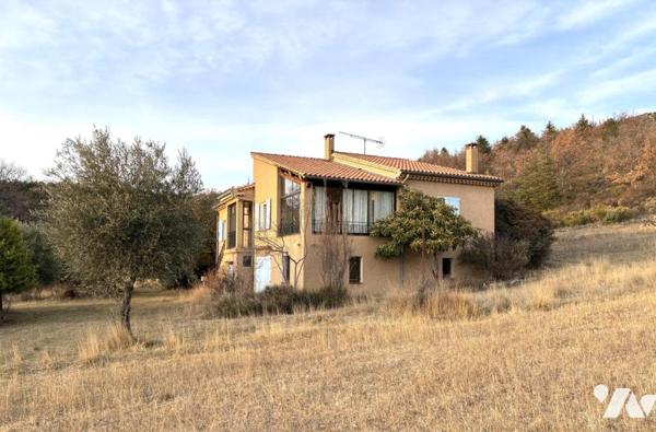 VILLA TYPE 5 AVEC GARAGE EN SOUS-SOL TOTAL ET TERRAIN AUTOUR MOUSTIERS-SAINTE-MARIE