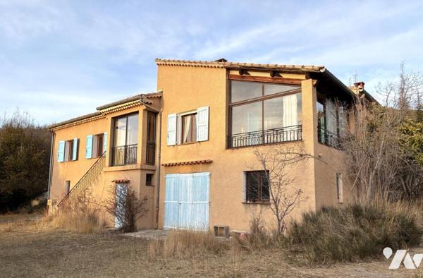 VILLA TYPE 5 AVEC GARAGE EN SOUS-SOL TOTAL ET TERRAIN AUTOUR MOUSTIERS-SAINTE-MARIE