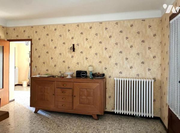 VILLA TYPE 5 AVEC GARAGE EN SOUS-SOL TOTAL ET TERRAIN AUTOUR MOUSTIERS-SAINTE-MARIE