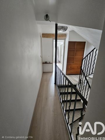 Location maison 5 pièces 120 m² Méounes-lès-Montrieux