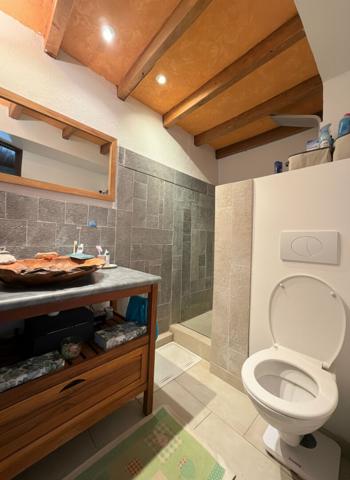 A VENDRE EN EXCLUSIVITE 84120 PERTUIS MAISON DE VILLE TYPE 2 PIECES D'ENVIRON 44M² AVEC GARAGE ET CAVE