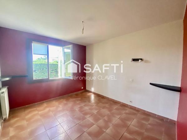 Coquette villa au calme de 106m2 plain pied  posée sur un terrain de 348m2 avec piscine