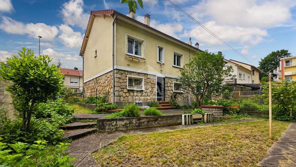 Maison Noisy Le Sec  maison de 4 pièces 61.22 m2 avec terrasse, jardin et combles