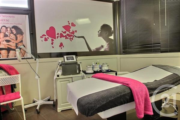 à vendre  275 m2 OBERHOFFEN SUR MODER - 67