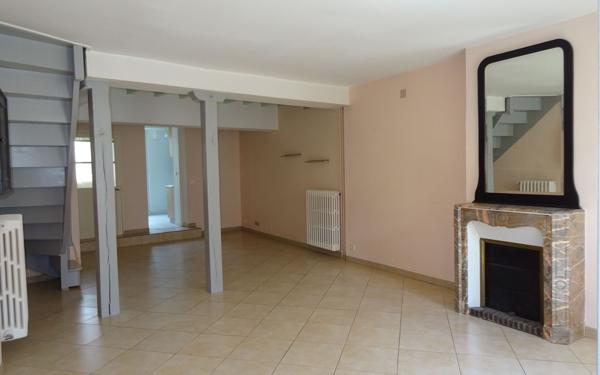 Maison à louer    4 pièces • 102,41 m2 Nogent-le-Rotrou