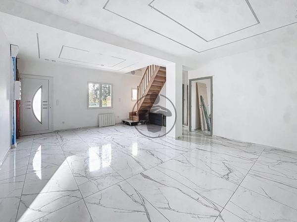 Vente Maison 7 pièces 126 m2 à Saint-Quentin