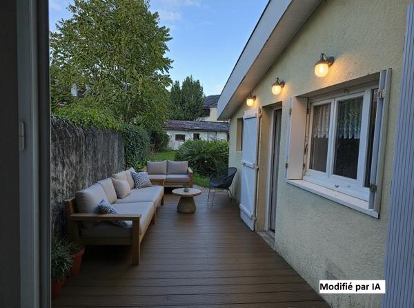 Nantes La Perverie. Maison de plain-pied à rénover de 76m2 avec un beau jardin ensoleillé