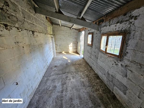 Nantes La Perverie. Maison de plain-pied à rénover de 76m2 avec un beau jardin ensoleillé