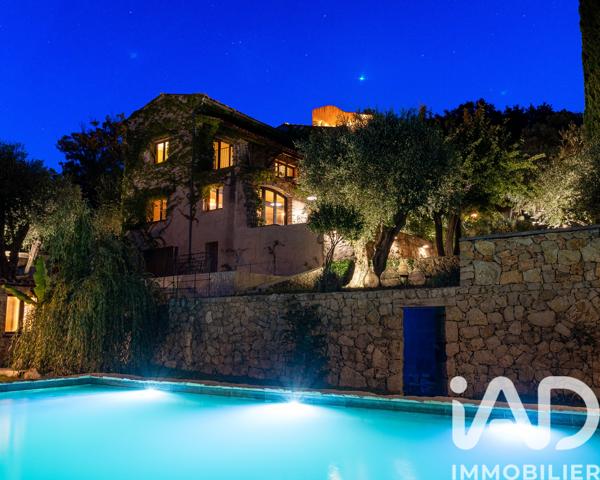 Maison à vendre 10 pièces 230 m² Grasse