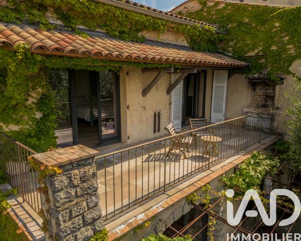 Maison à vendre 10 pièces 230 m² Grasse