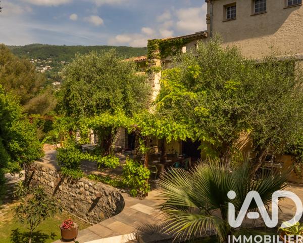 Maison à vendre 10 pièces 230 m² Grasse