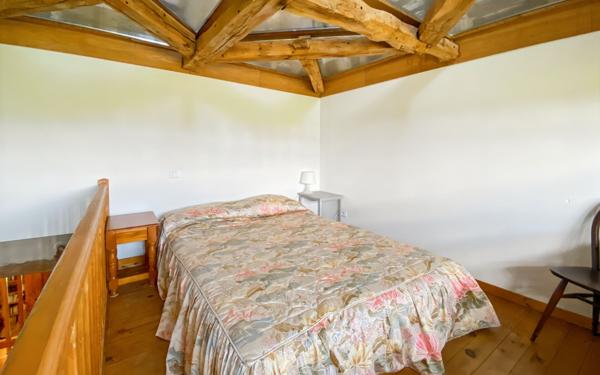 Maison à vendre    5 pièces •  Montpezat-de-Quercy