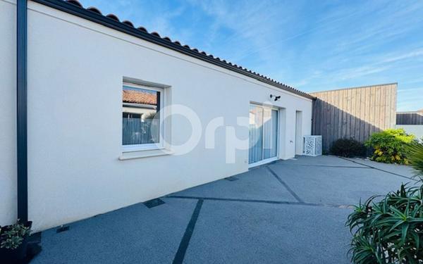 Maison à vendre    4 pièces • 75 m2 Saint-Vincent-sur-Jard