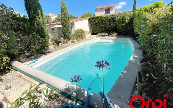 Maison à vendre    5 pièces •  Sausset-les-Pins