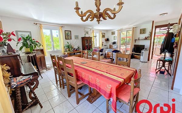 Maison à vendre    5 pièces •  Sausset-les-Pins