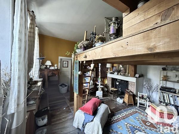 Appartement 3 pièces de 92 m² à Saint-Céré (46400)