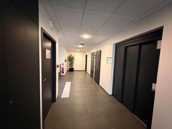 A vendre ou à louer Bureaux, Cabinet médical ou profession libérale , LOYER NET NON SOUMIS À TVA , Laval A vendre ou à louer Bureaux, Cabinet médical ou profession libérale , LOYER NET NON SOUMIS À TVA , Laval