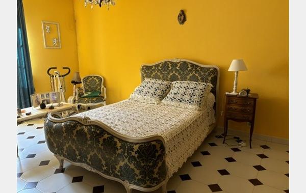 Vente Maison de village 200m2 habitable + 80m2 garage rénové(e) Uzes   