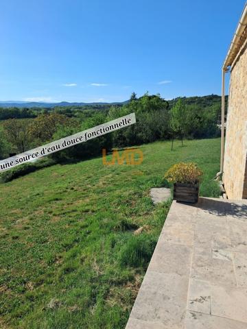 Maison Cévenole sur magnifique terrain de 27 672m2, avec piscine