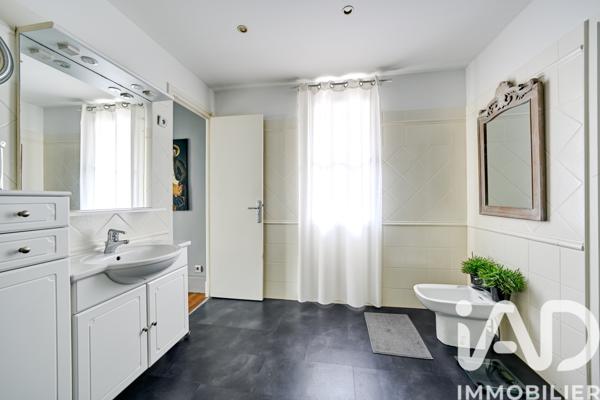 Maison à vendre 10 pièces 299 m² Verrières-le-Buisson