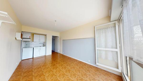 Vente                                                      Appartement
                        
                     1 pièces                      19 m2                     à Mainvilliers