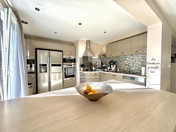 Belles prestations, maison 4 chambres Pontault !