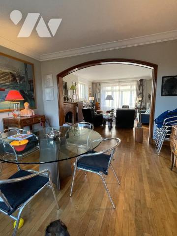 DOL DE BRETAGNE- Maison en pierres de 435m² environ