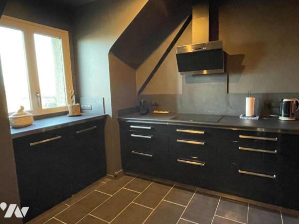 DOL DE BRETAGNE- Maison en pierres de 435m² environ