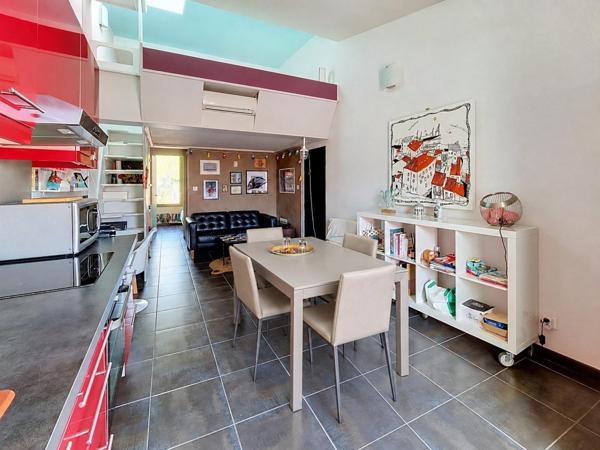 Appartement traversant lumineux