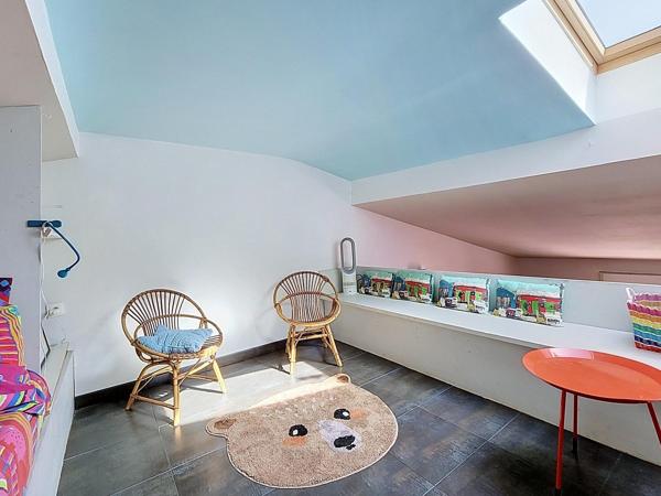 Appartement traversant lumineux