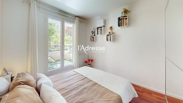 Appartement 4P / 3 chambres - 92.5m² + 16m² de balcons - Métro LIBERTE