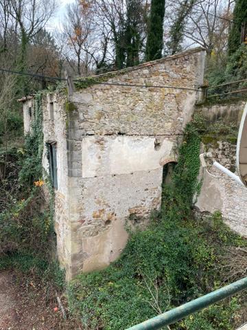 Propriété agricole avec terrain de 4 hectares