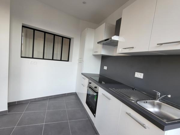 Location Appartement 3 pièces Lille (59000) - LILLE CENTRE Location Appartement 3 pièces Lille (59000) - LILLE CENTRE