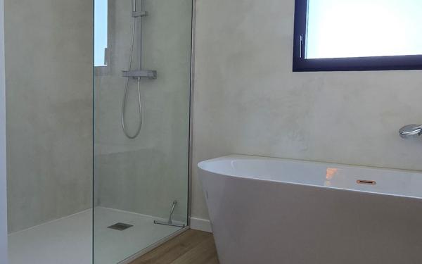 Maison à vendre    4 pièces •  Nîmes