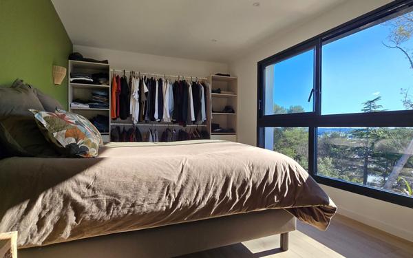 Maison à vendre    4 pièces •  Nîmes