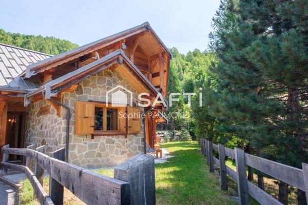 Chalet Lombard en bois haut de gamme de 165 m2