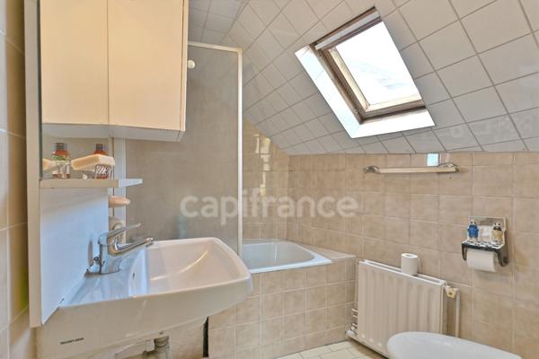 MAISONS LAFFITTE Château - Maison de 230m2, 5 chambres.