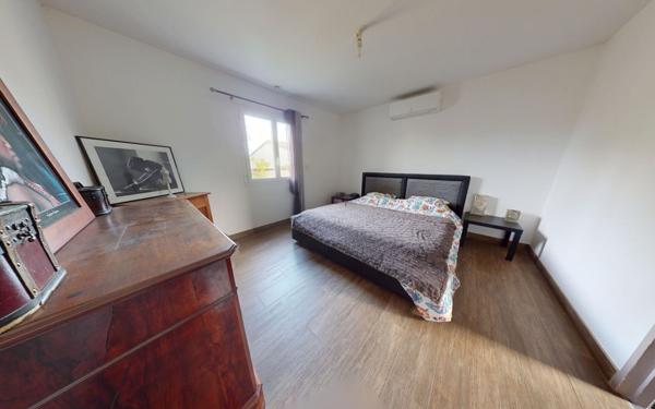 Maison à vendre    5 pièces • 160 m2 Ligné