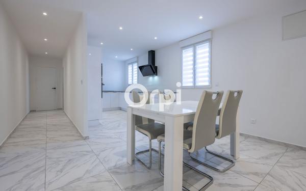 Maison à vendre    3 pièces • 83 m2 Raismes