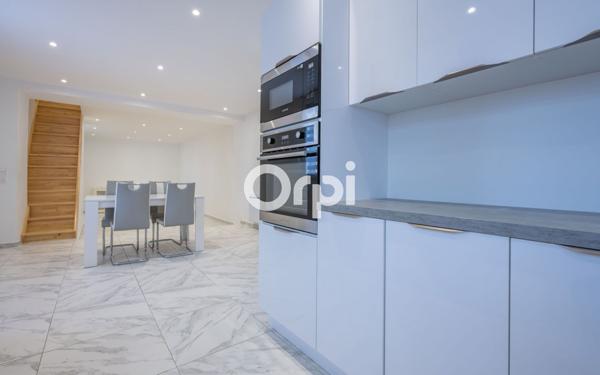 Maison à vendre    3 pièces • 83 m2 Raismes